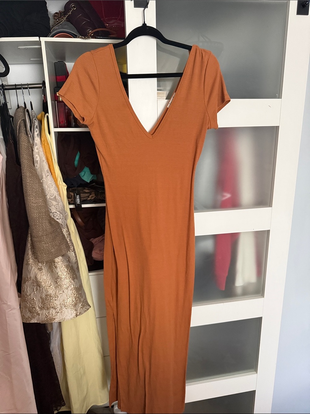 love J Rust Orange V-Neck Short Sleeve Maxi Dress